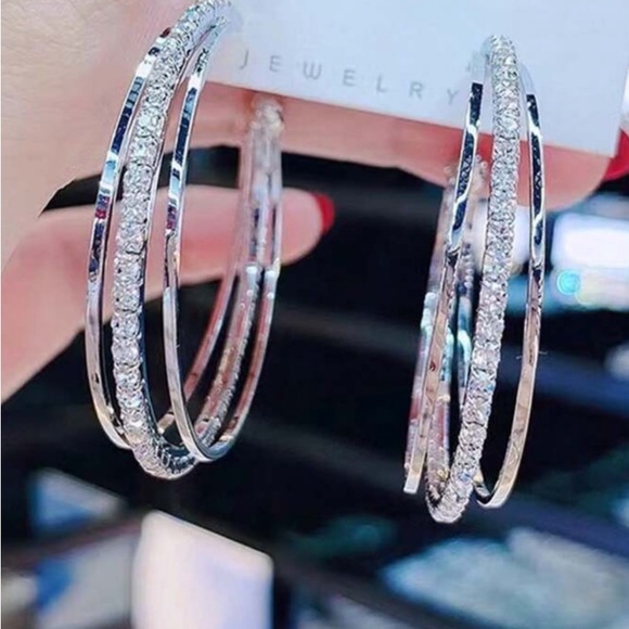 NEW 925 STERLING SILVER HOOP EARRINGS WITH CUT STONES - Picture 4 of 4